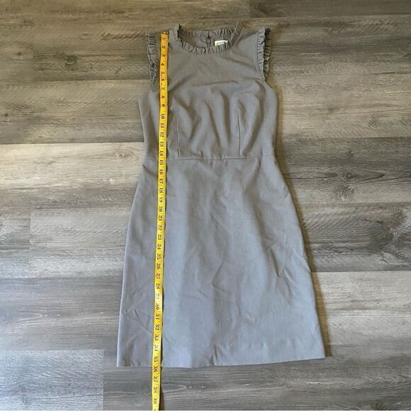 J. Crew Ruffle Dress Grey Preppy Minimalist 4 Feminine - Picture 10 of 12